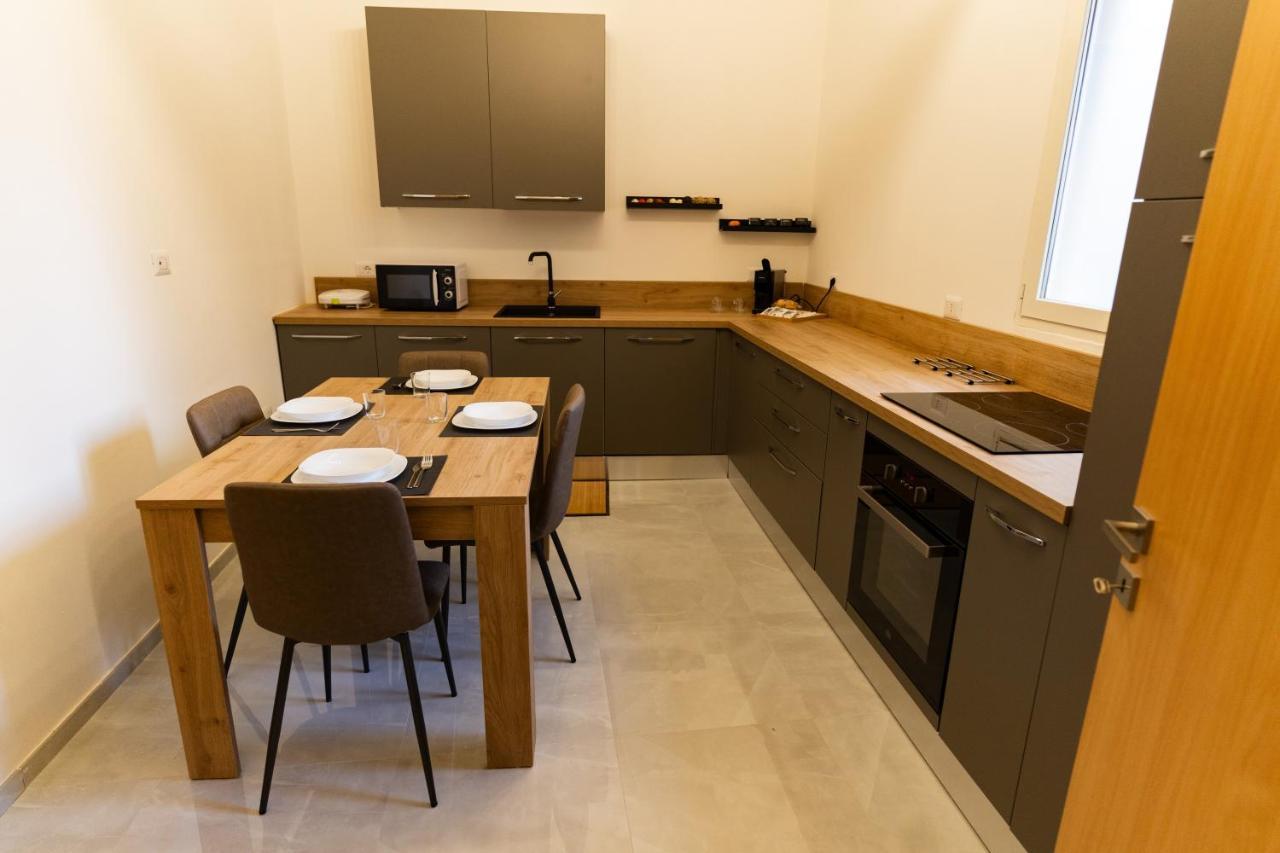 Ferienwohnung La Perla Nascosta Sul Mare 5.Min Barivecchia E Porto Di Bari Exterior foto
